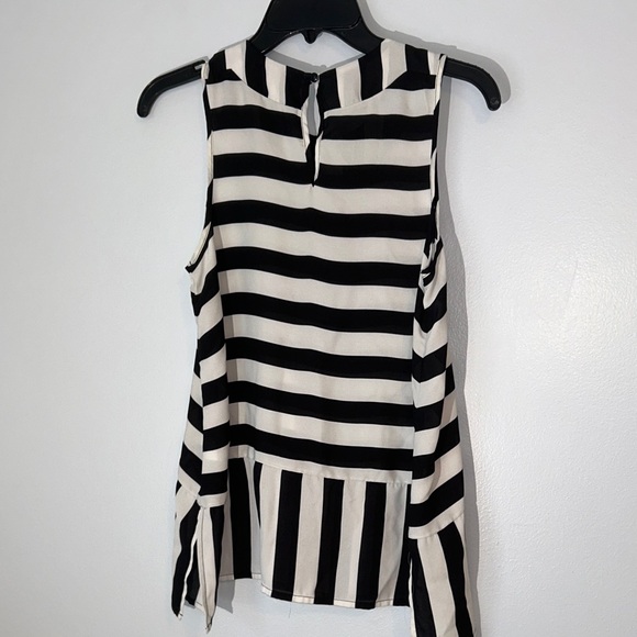 Monteau Black and White Striped Sleeveless Blouse Size S‎ - Picture 4 of 7